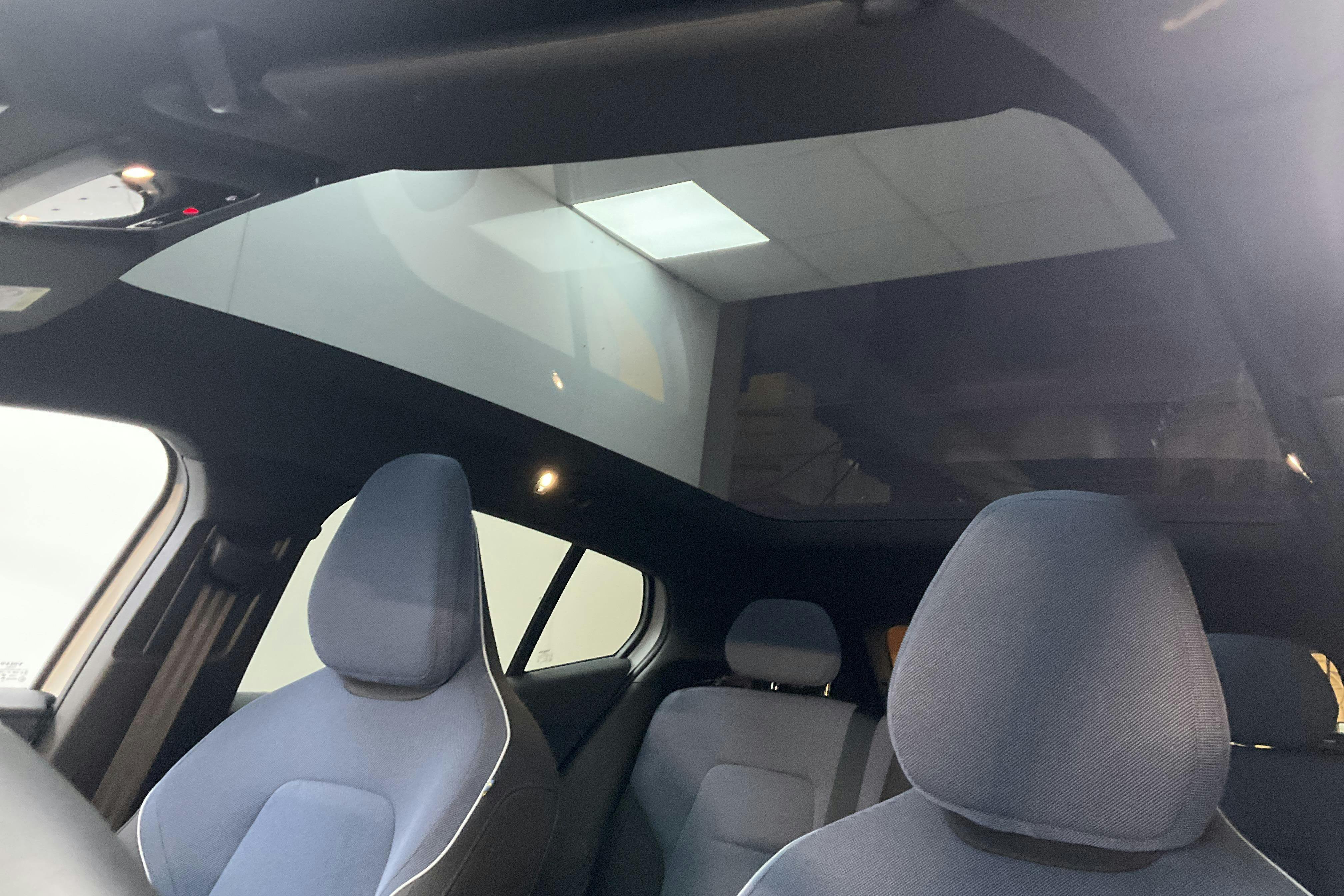 Vehicle Image 17