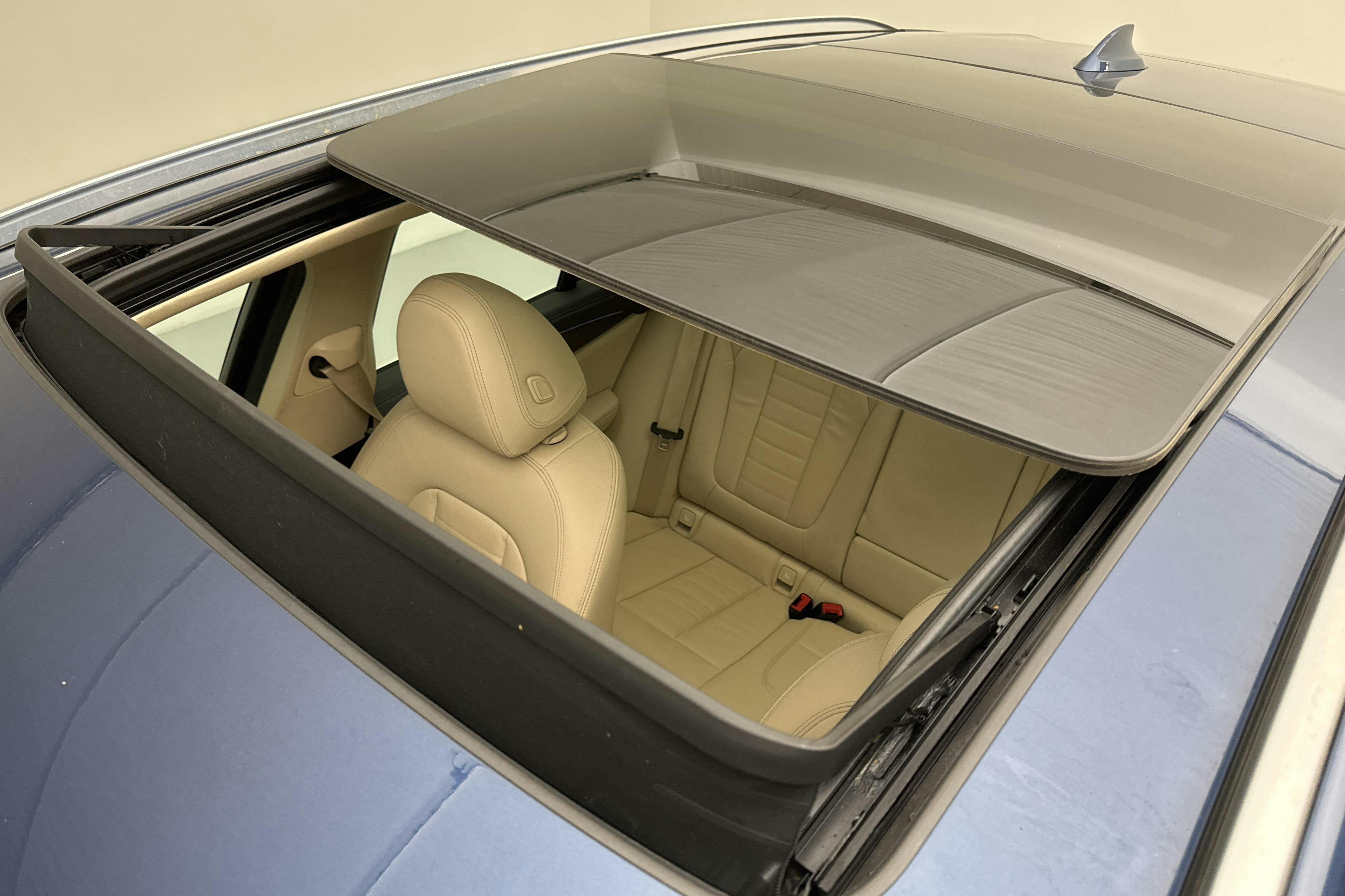 Vehicle Image 13