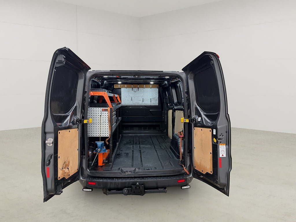 Vehicle Image 14