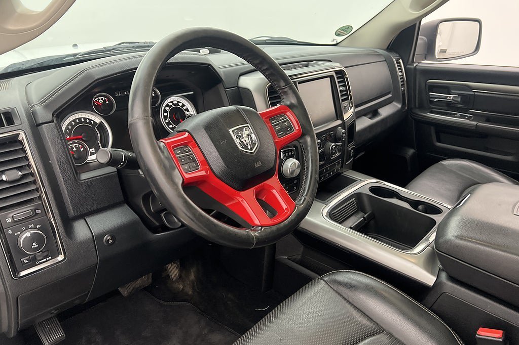 Vehicle Image 17