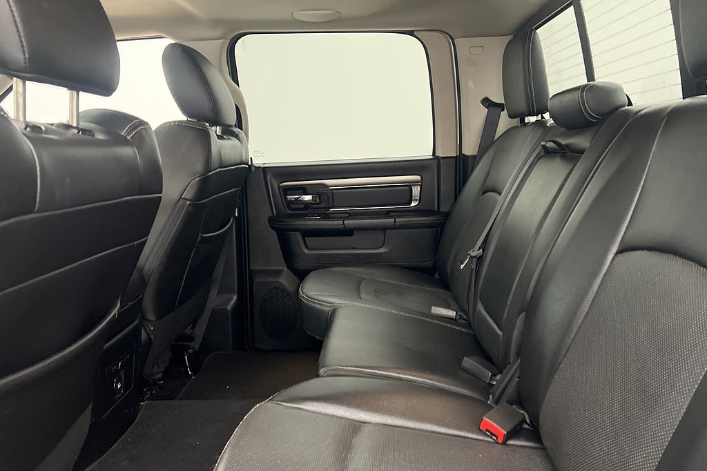 Vehicle Image 31