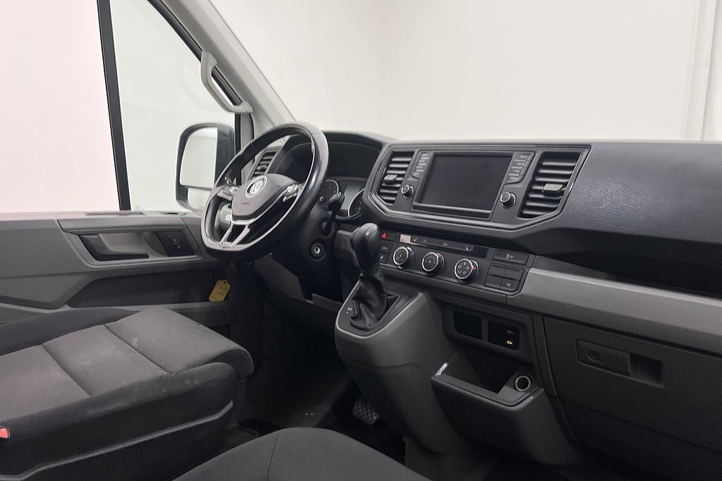 Vehicle Image 32