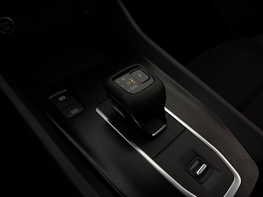 Vehicle Image 23