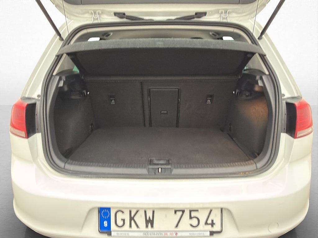 Vehicle Image 23