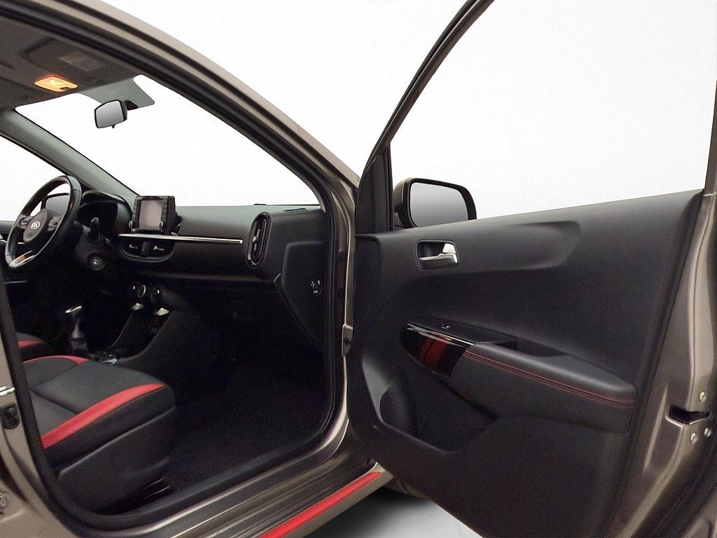 Vehicle Image 21
