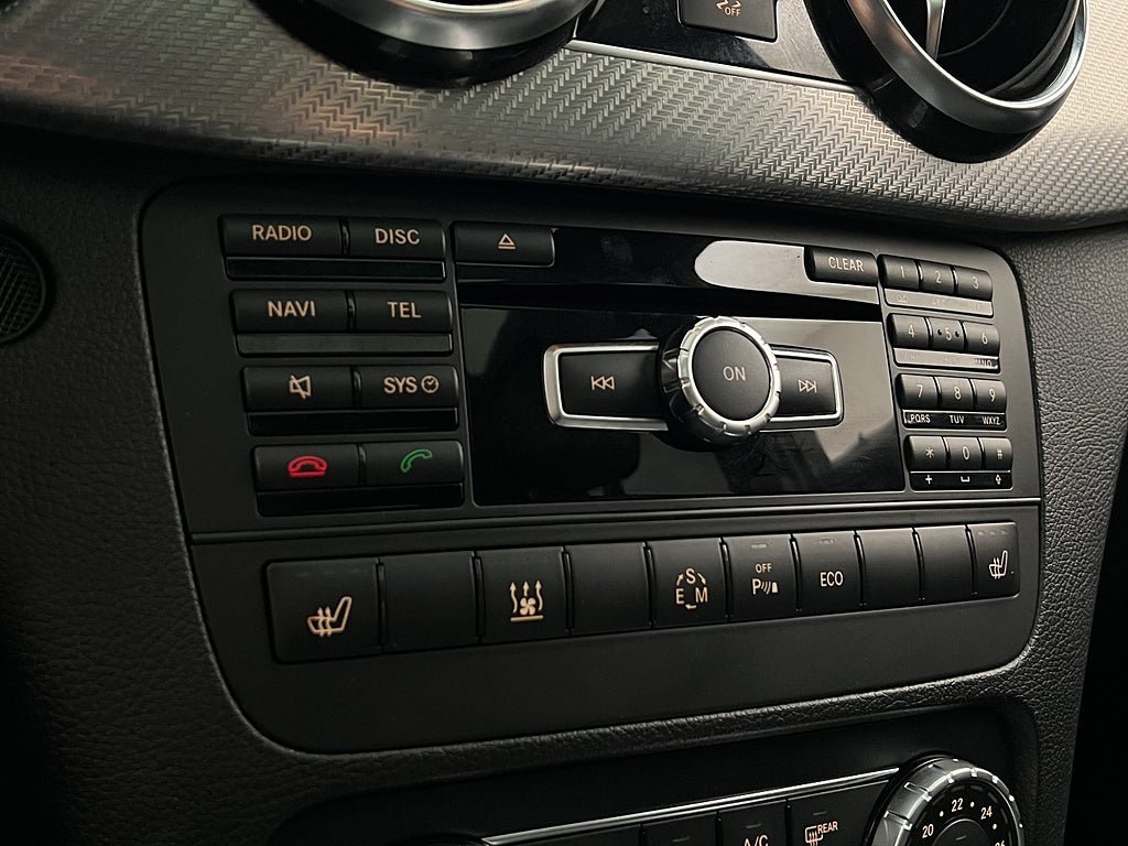 Vehicle Image 34