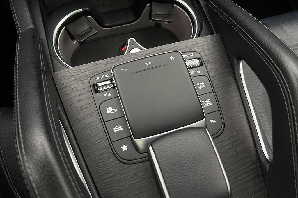 Vehicle Image 27