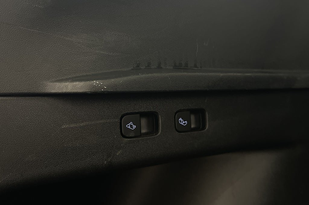 Vehicle Image 40