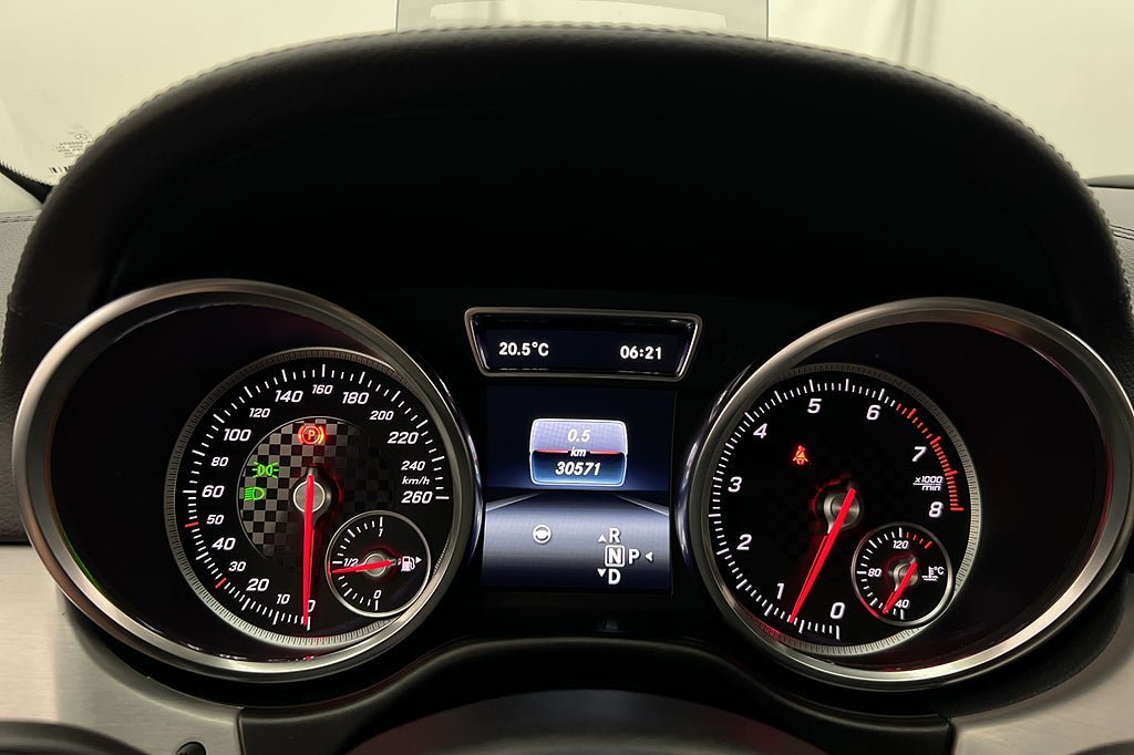 Vehicle Image 21