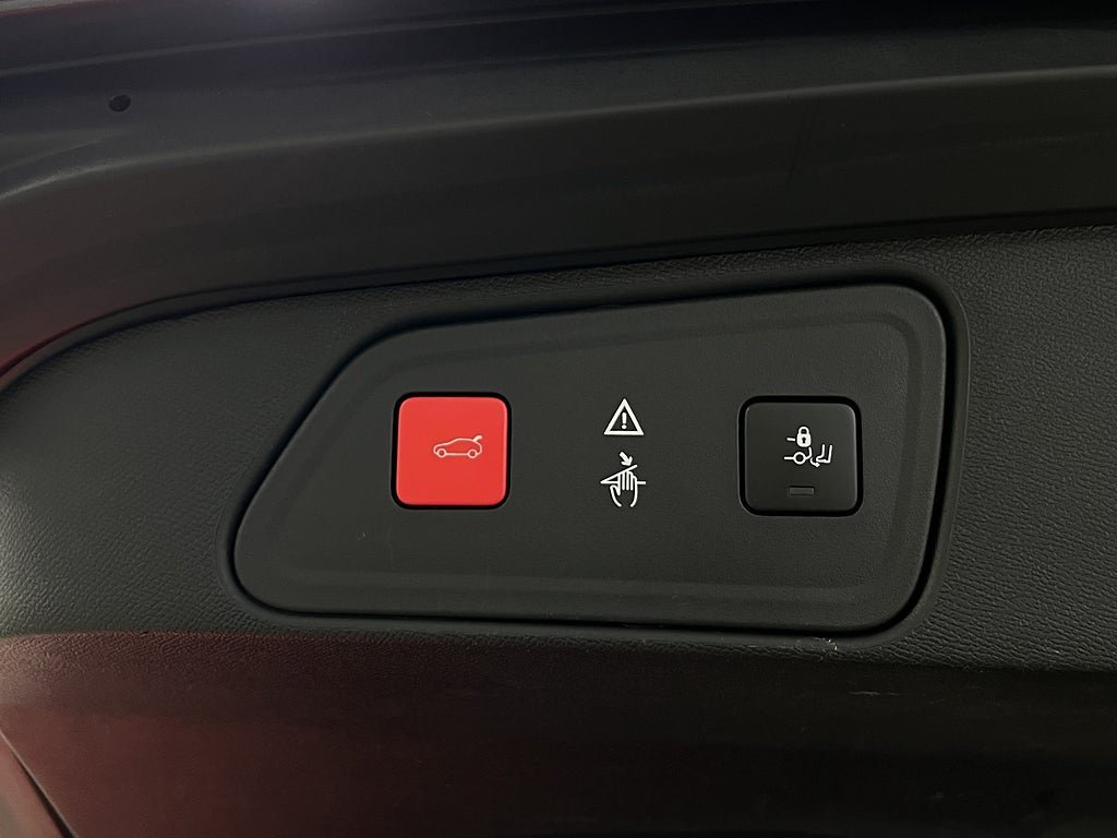 Vehicle Image 27