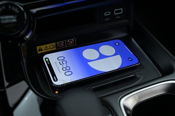 Vehicle Image 23