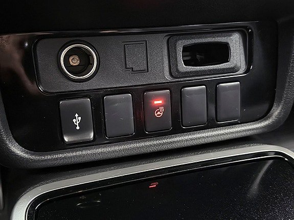 Vehicle Image 26