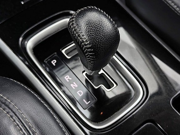 Vehicle Image 28