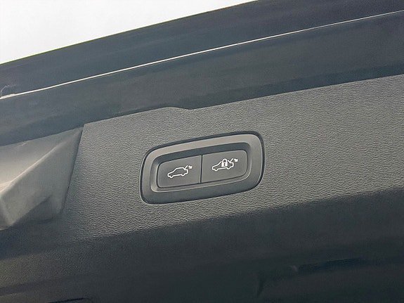 Vehicle Image 29