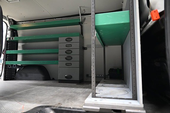Vehicle Image 12