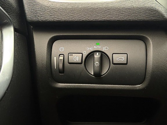 Vehicle Image 29