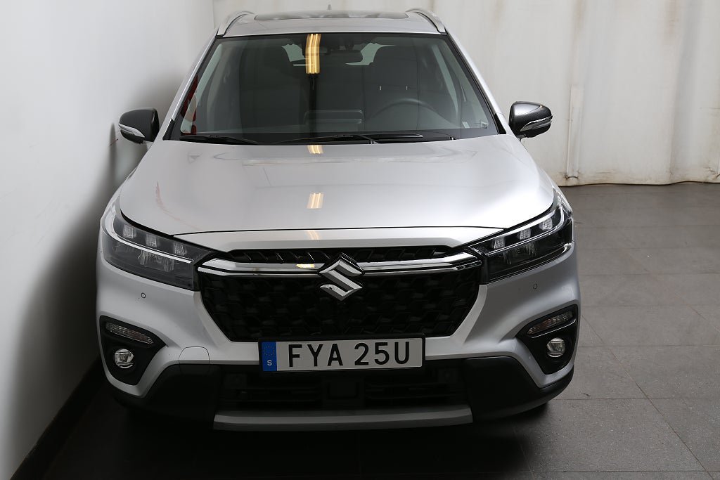 Vehicle Image 6