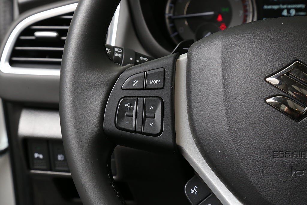 Vehicle Image 17