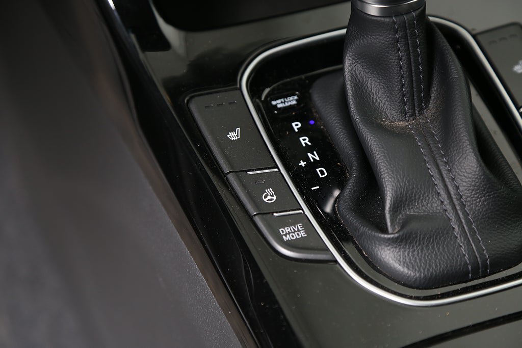 Vehicle Image 22
