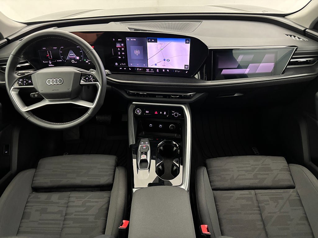 Vehicle Image 17
