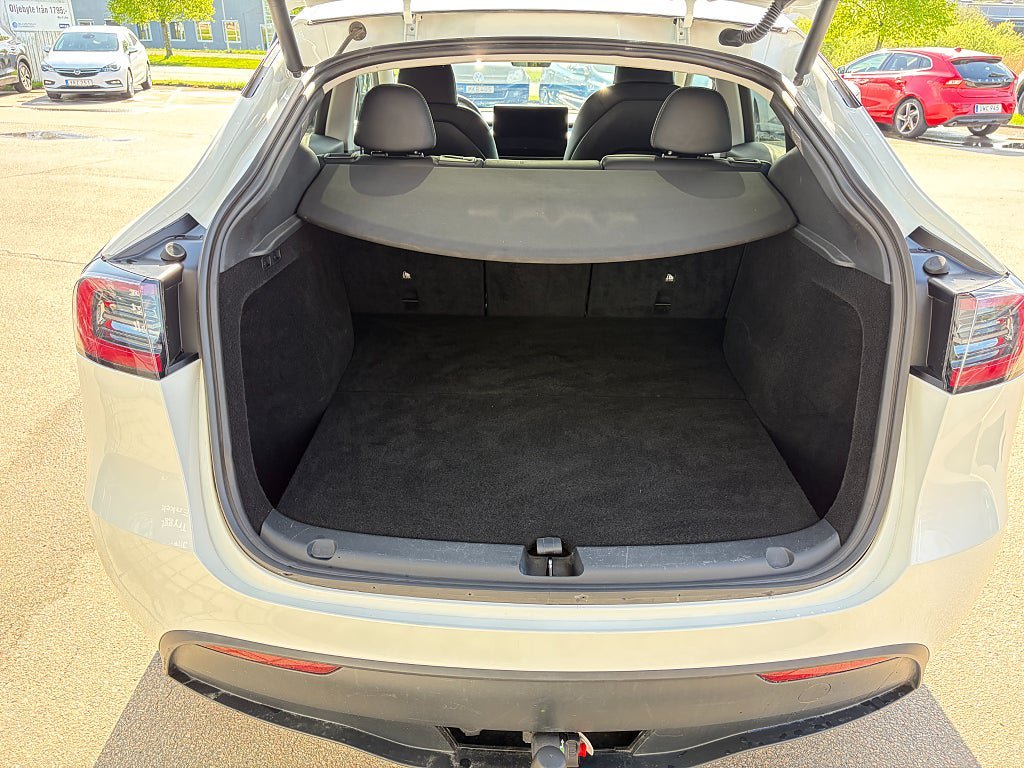 Vehicle Image 17