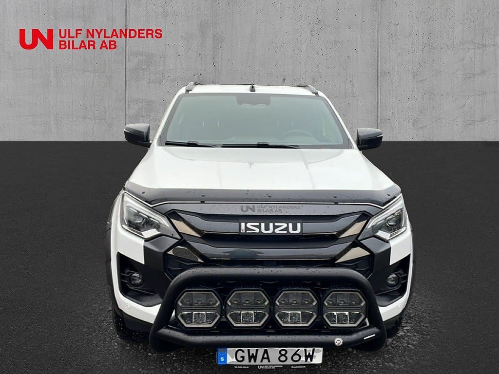 Vehicle Image 6