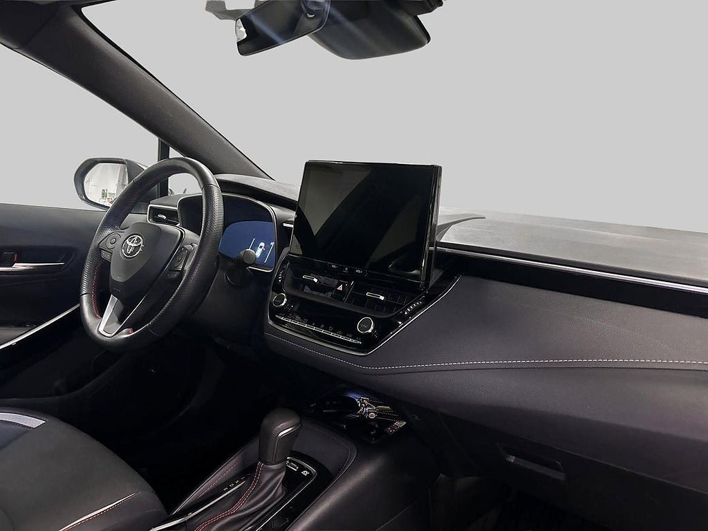 Vehicle Image 10