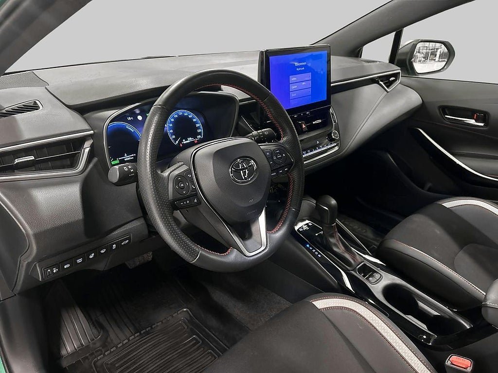 Vehicle Image 14