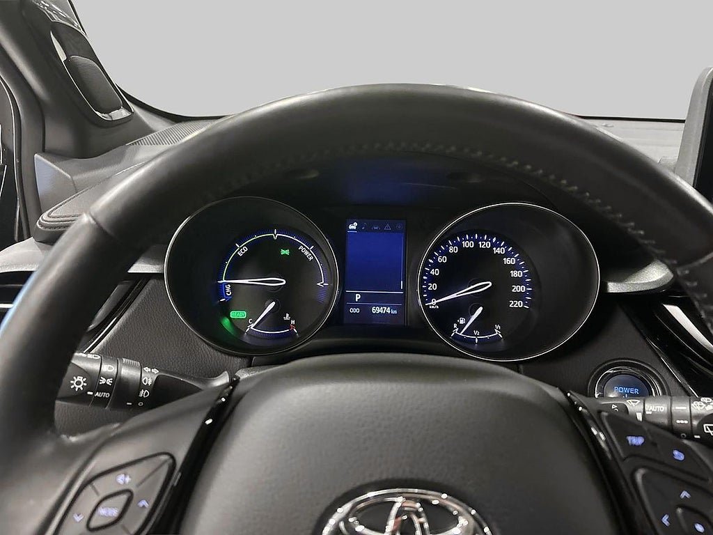 Vehicle Image 15