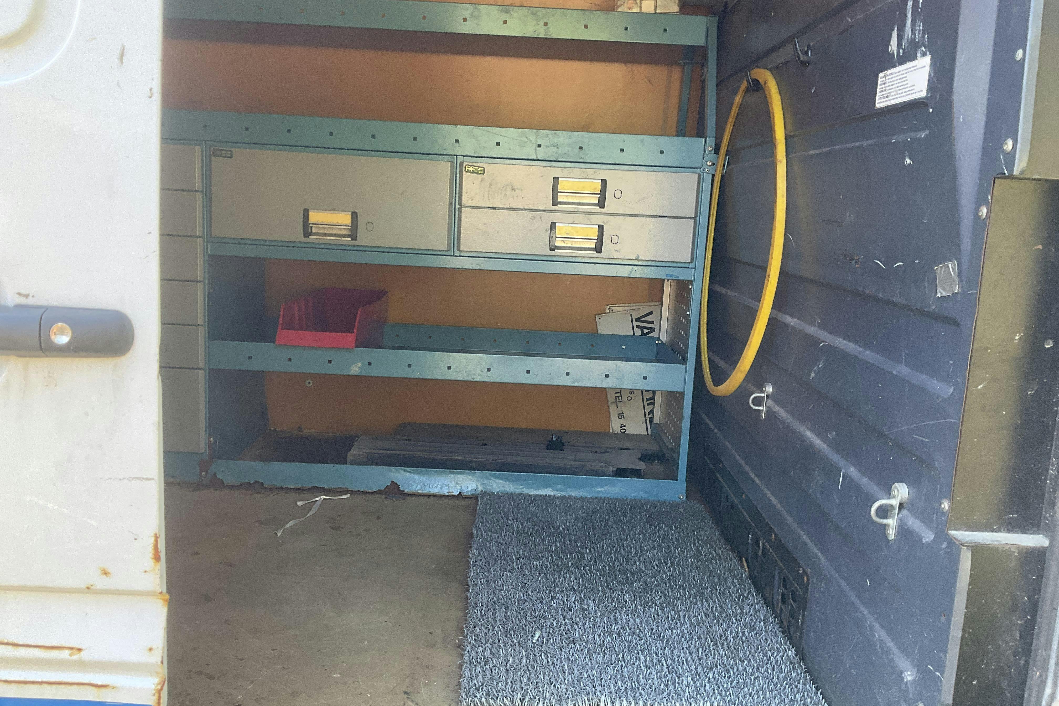 Vehicle Image 8