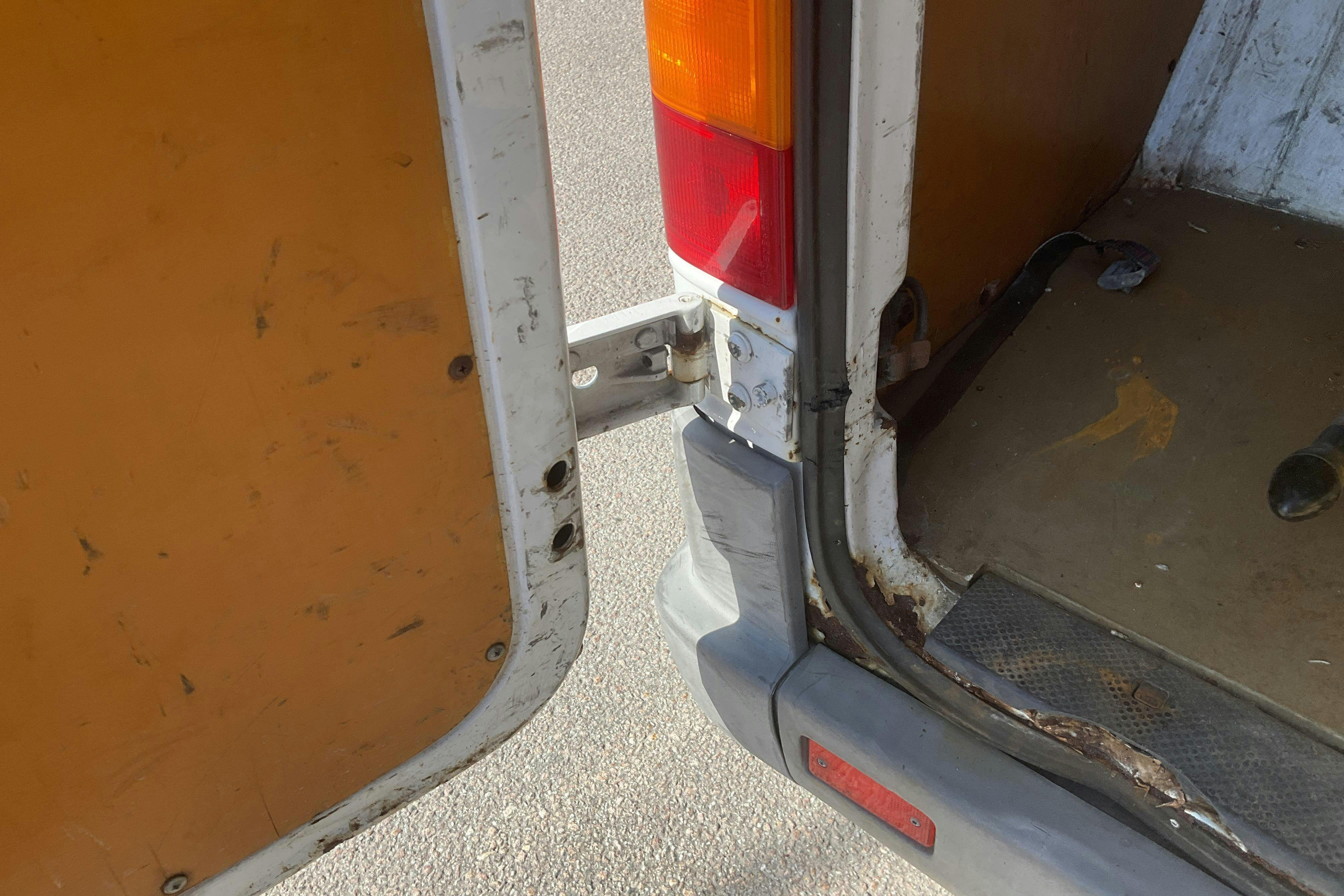 Vehicle Image 17