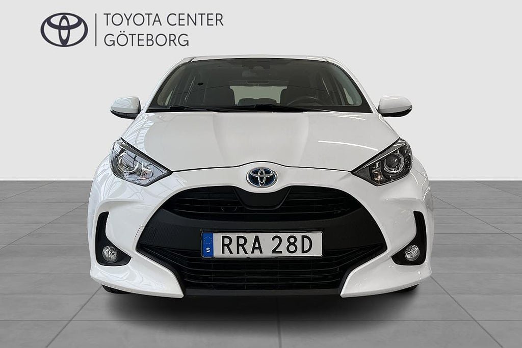 Vehicle Image 8