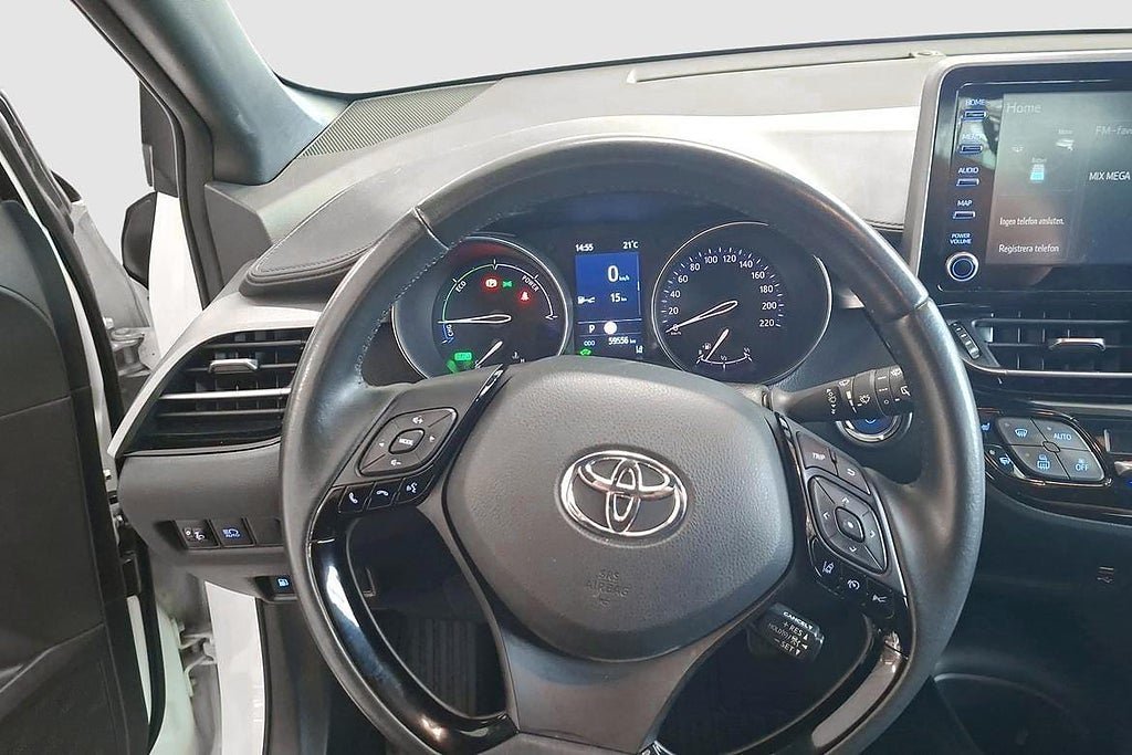 Vehicle Image 11
