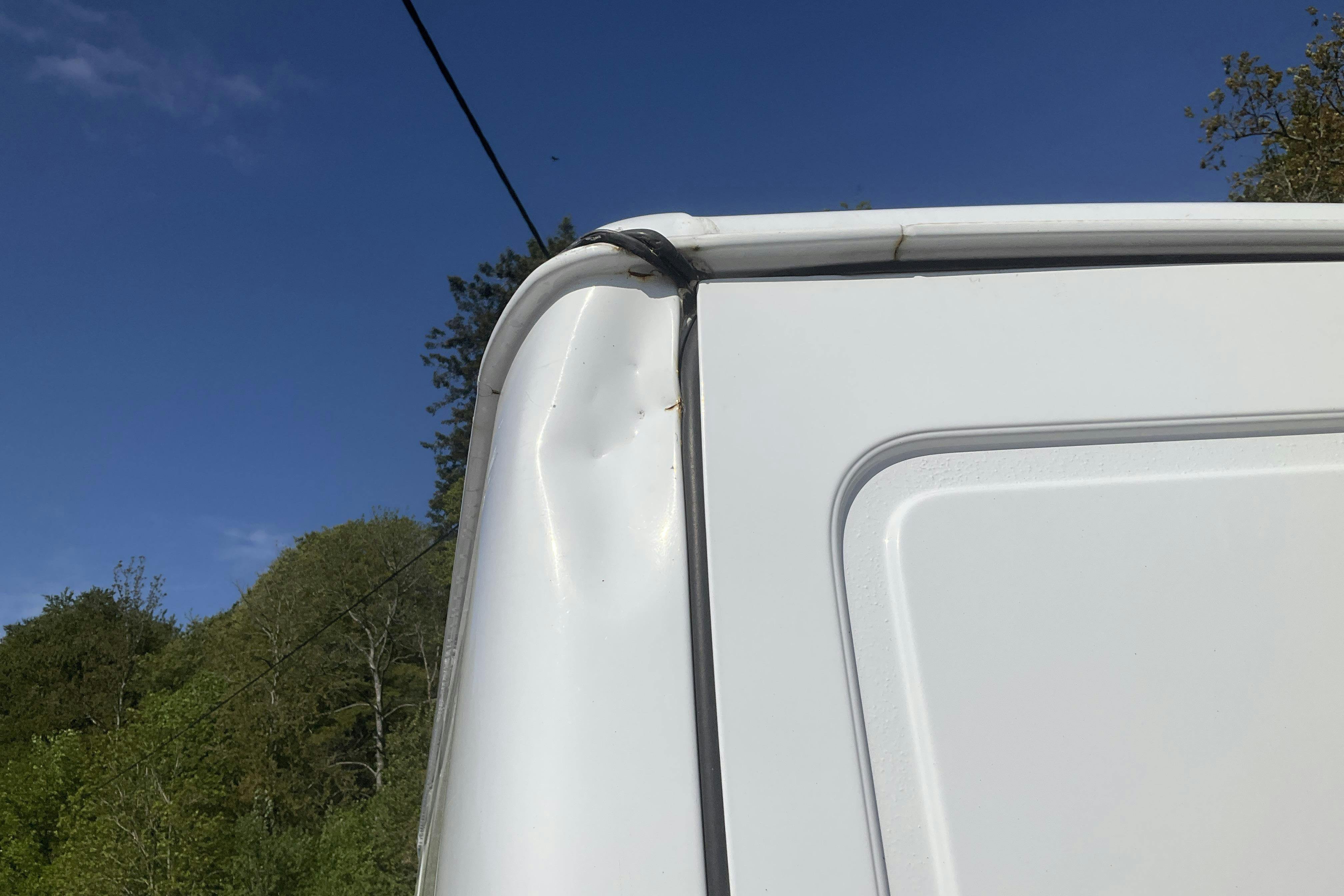 Vehicle Image 25