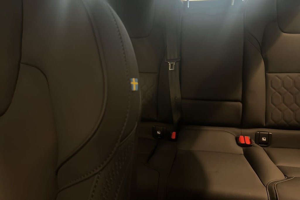 Vehicle Image 22
