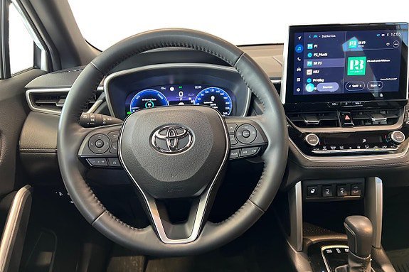 Vehicle Image 11
