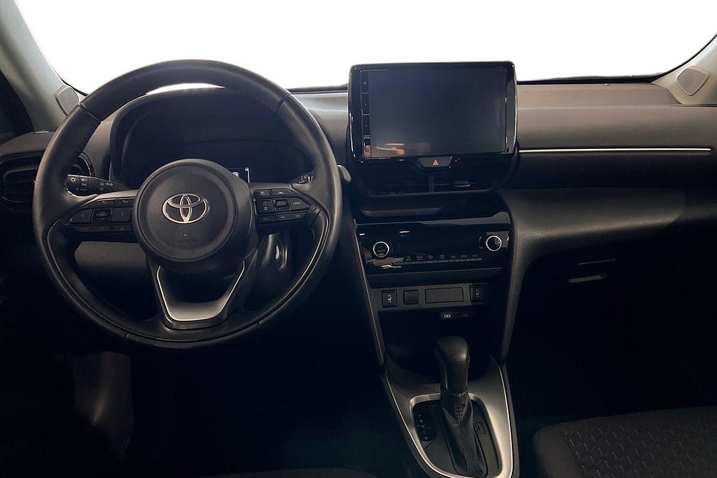 Vehicle Image 10