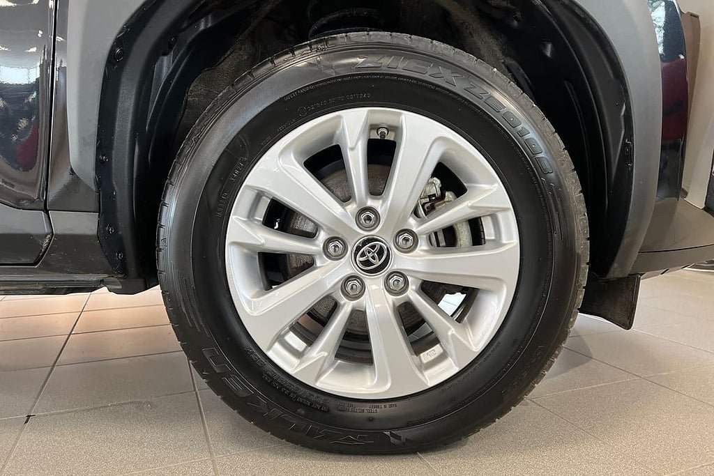 Vehicle Image 17