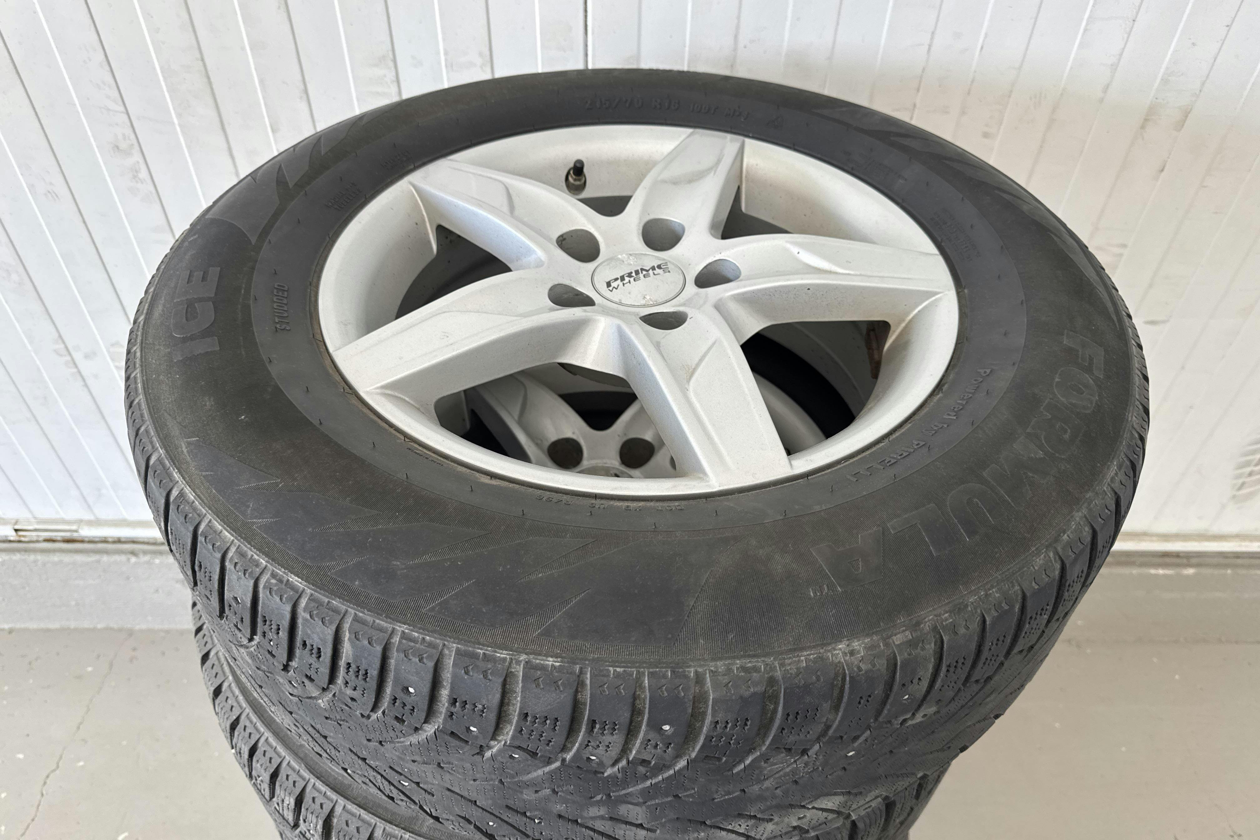 Vehicle Image 14