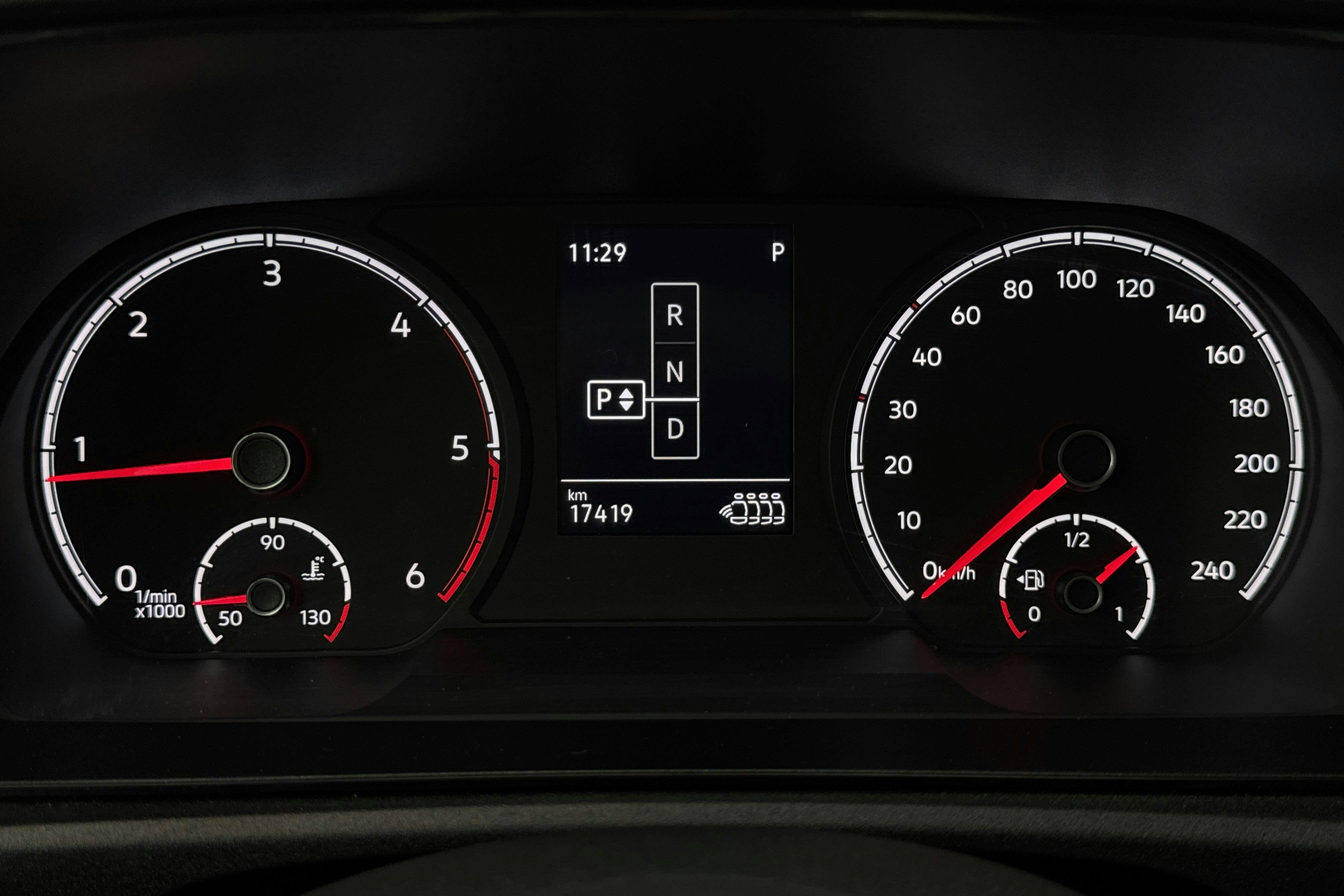 Vehicle Image 12