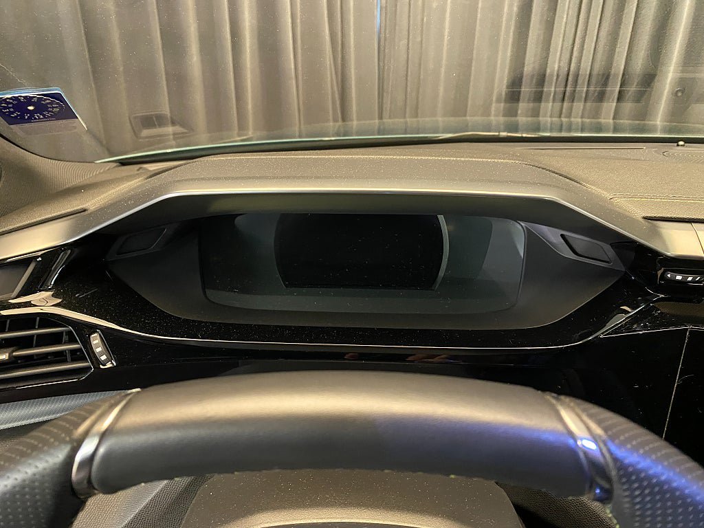 Vehicle Image 38