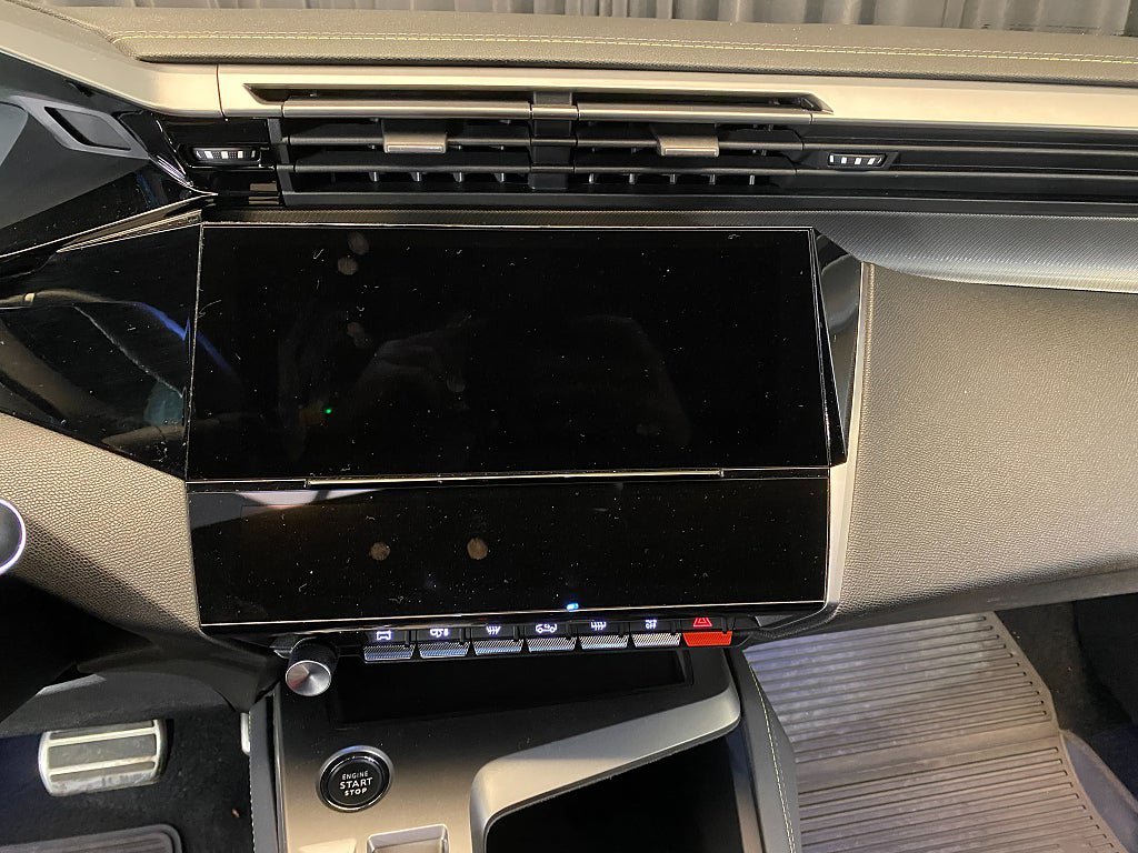 Vehicle Image 39