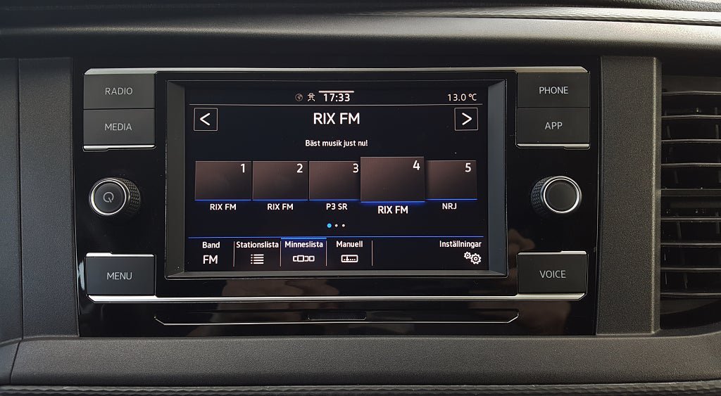 Vehicle Image 13