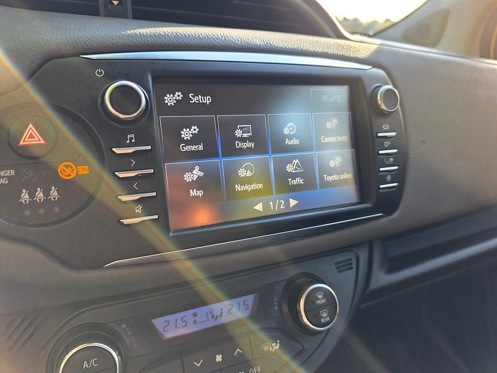 Vehicle Image 14