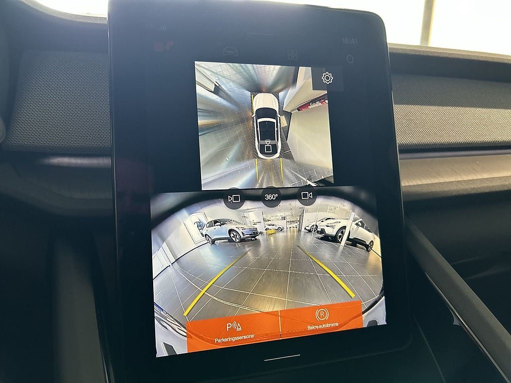 Vehicle Image 11