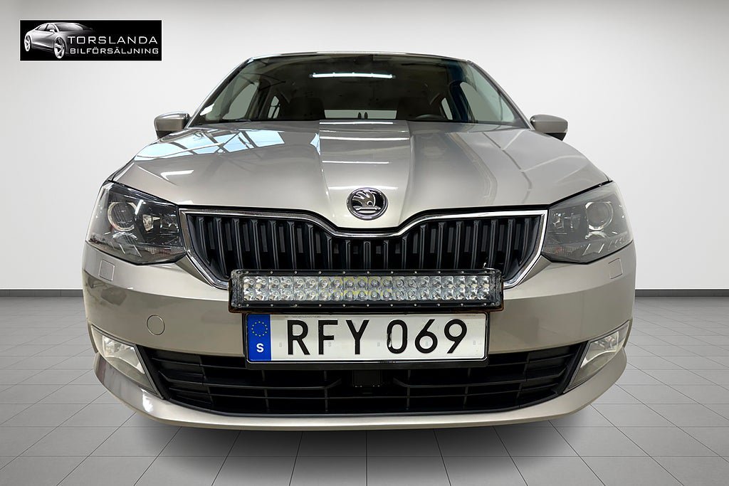 Vehicle Image 7