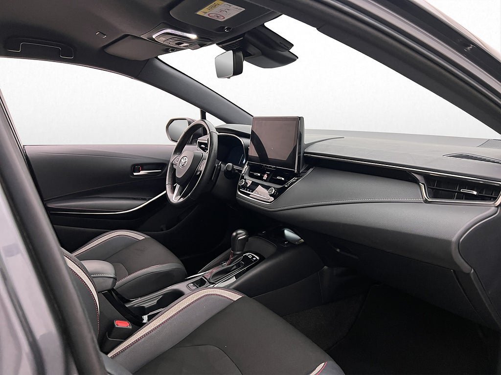 Vehicle Image 10