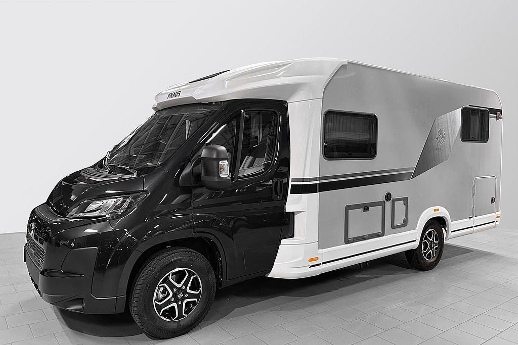 Vehicle Image 42