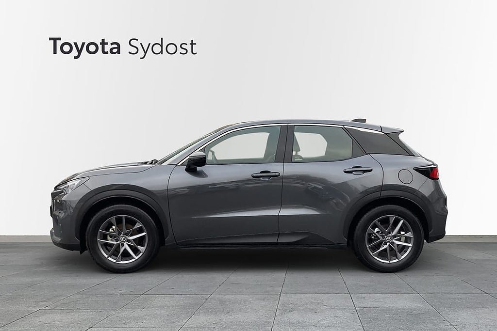 Vehicle Image 3