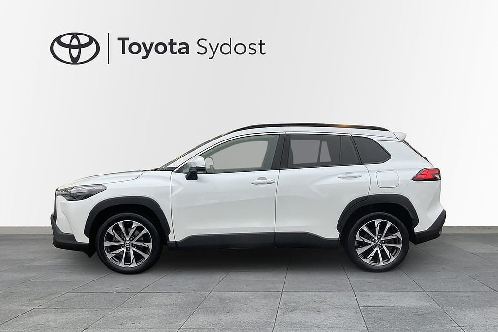 Vehicle Image 4